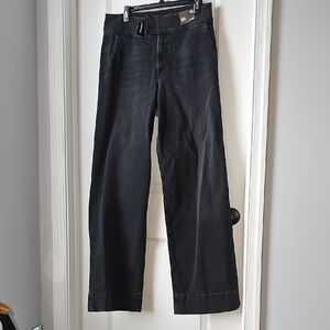 EXPRESS Black Wide-Leg Jeans